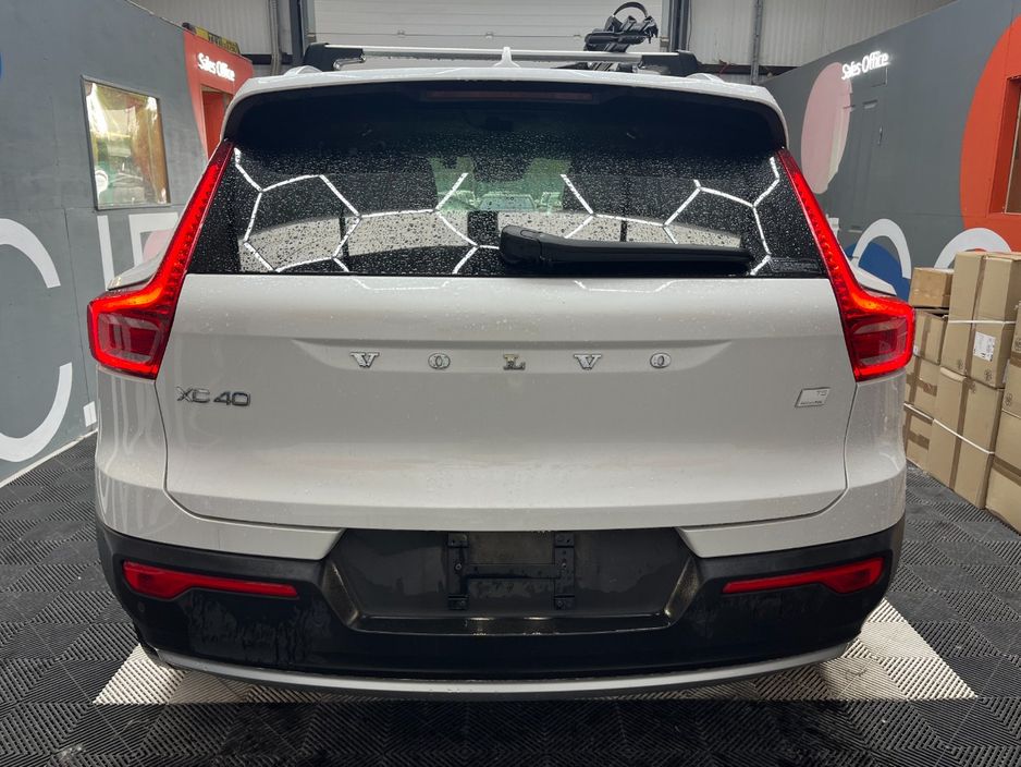 2022 Volvo XC40