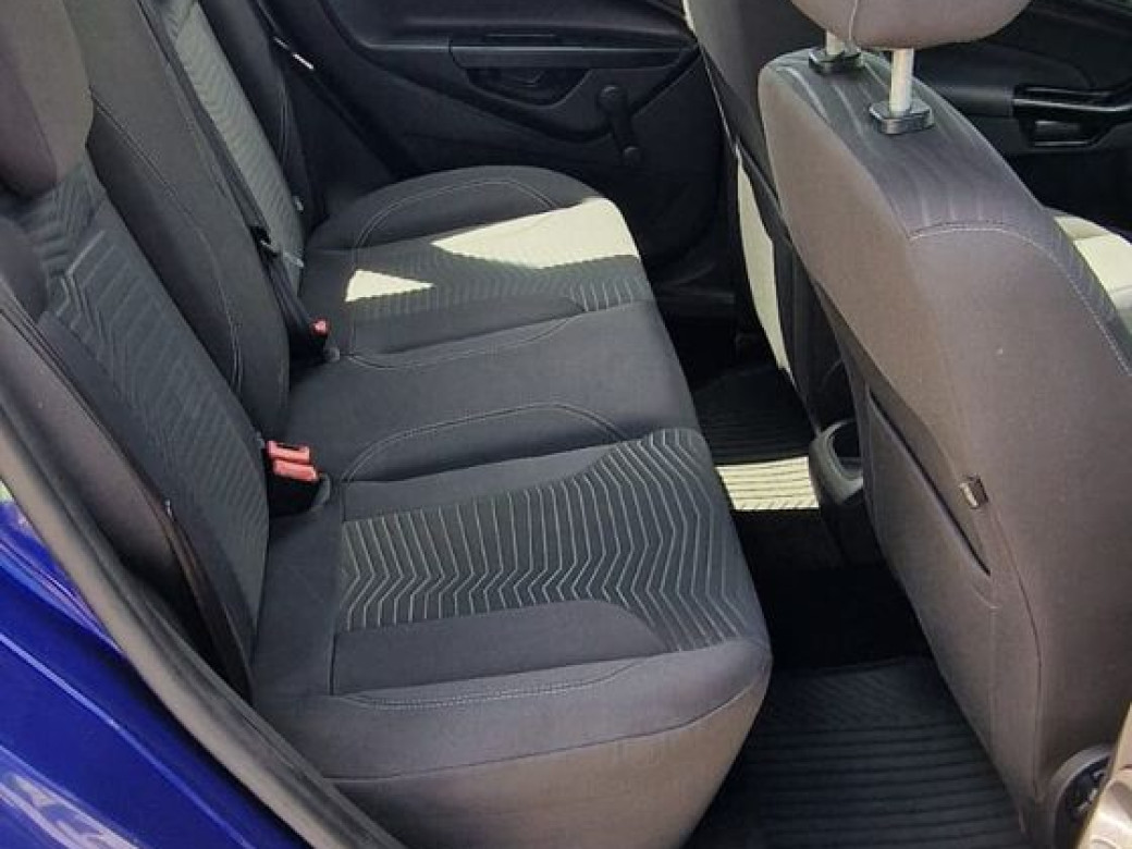 2015 Ford Fiesta