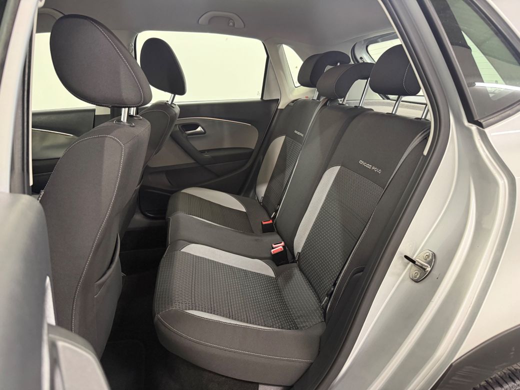2015 Volkswagen Polo