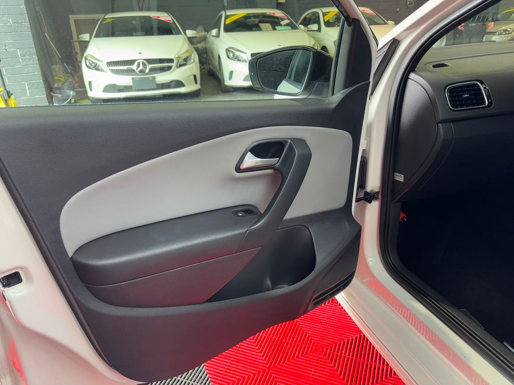 2014 Volkswagen Polo