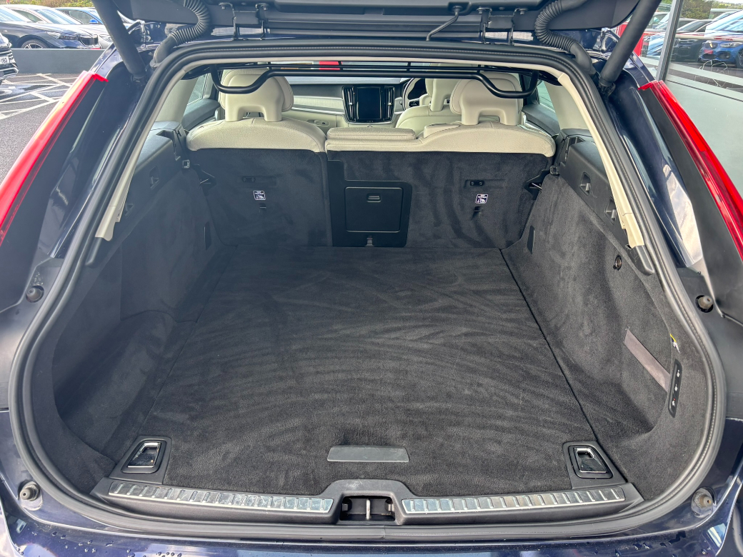 2018 Volvo V90
