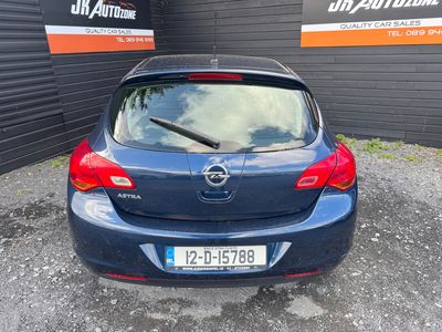 2012 Opel Astra