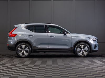 2022 Volvo XC40
