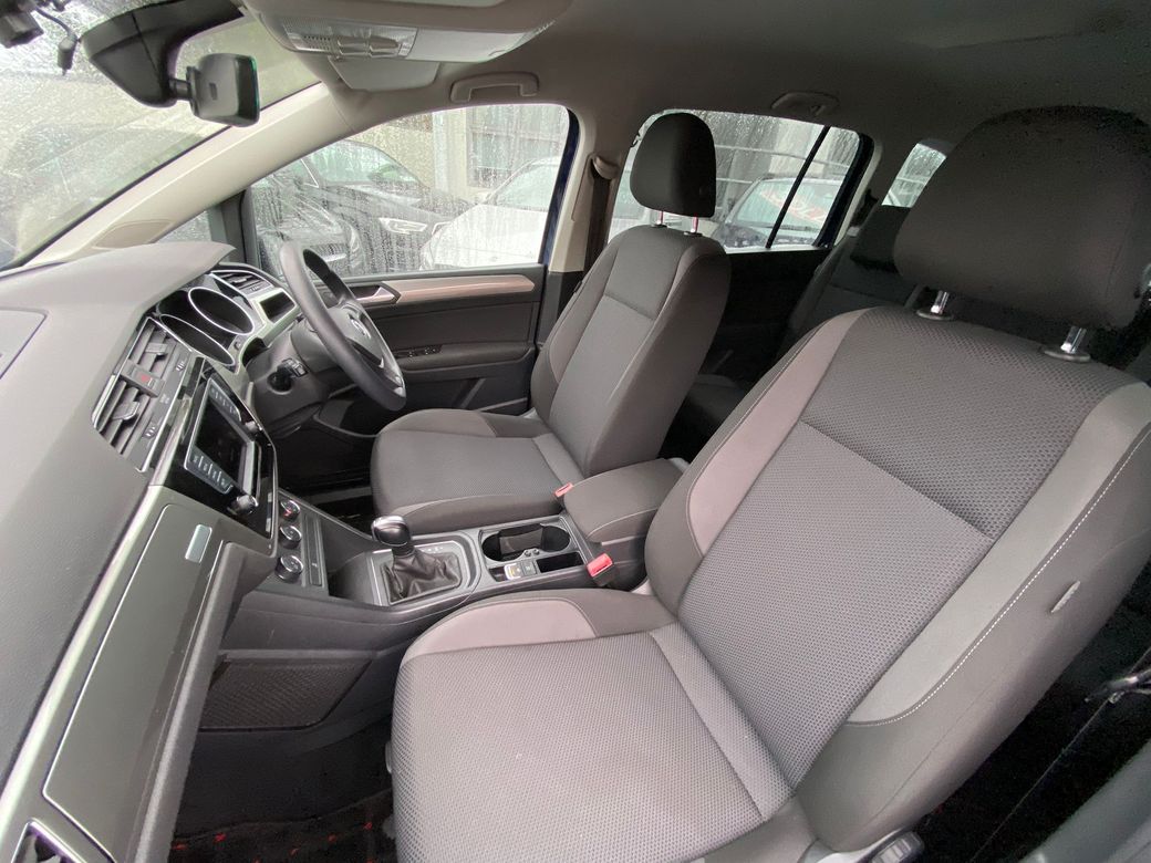 2016 Volkswagen Touran