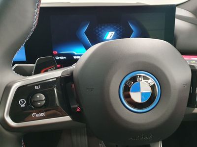 2025 BMW i5