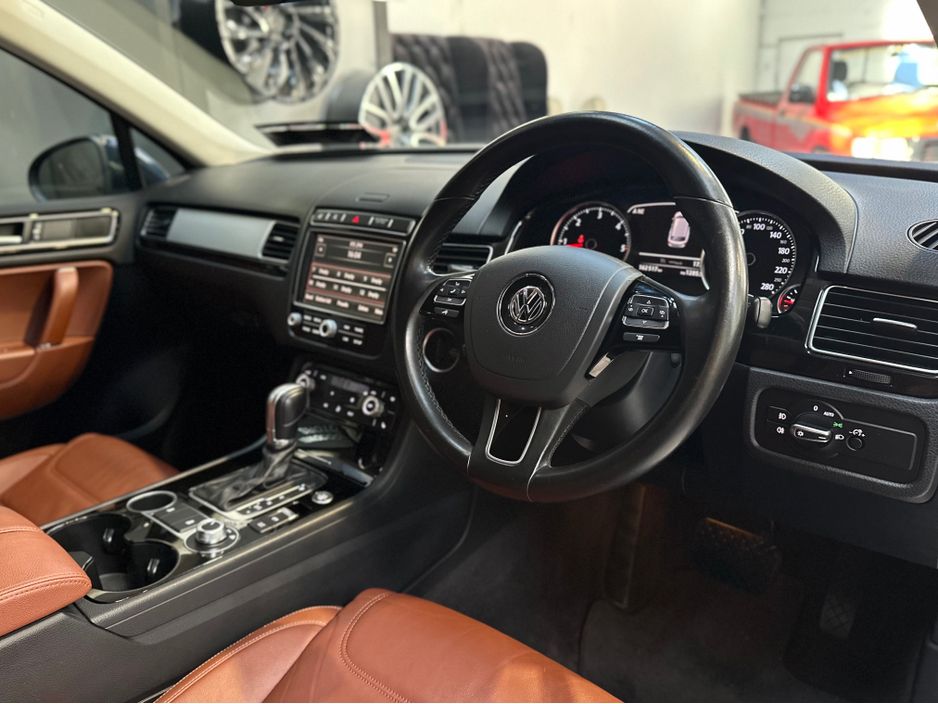 2018 Volkswagen Touareg