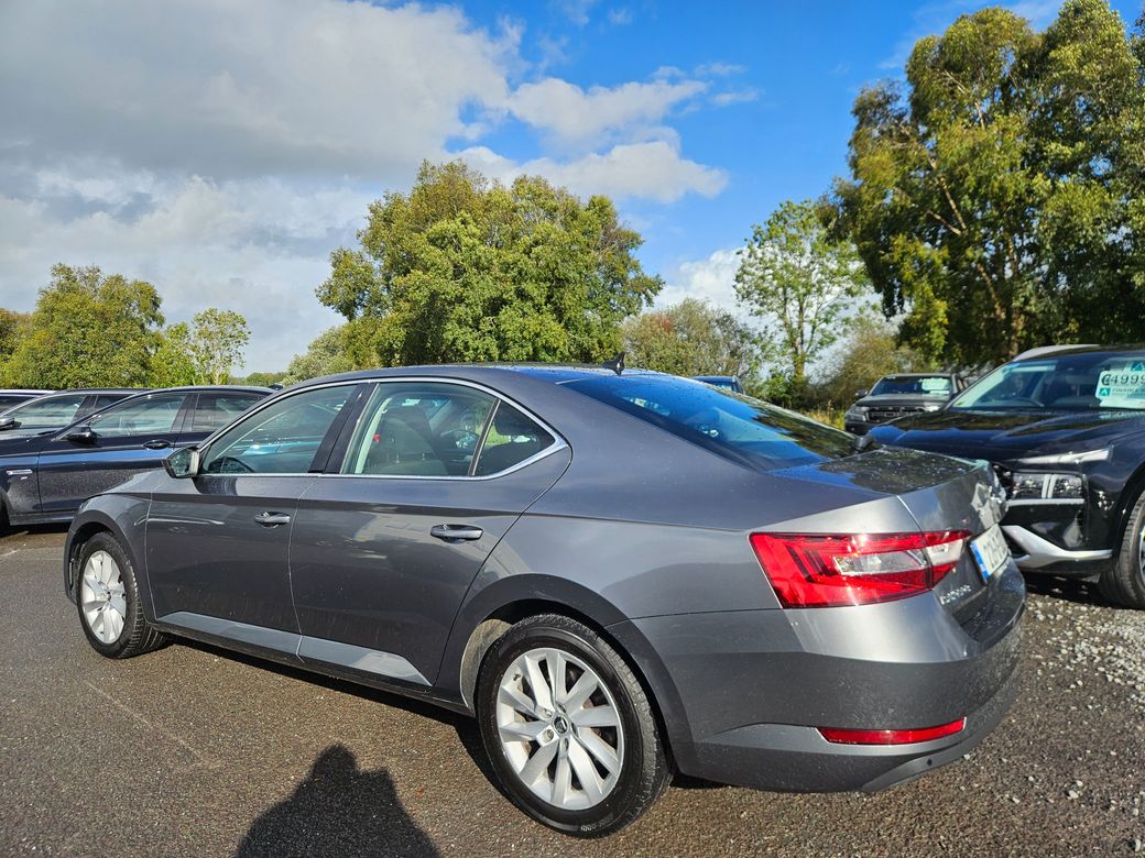 2022 Skoda Superb