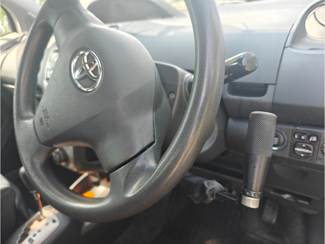 2009 Toyota Vitz