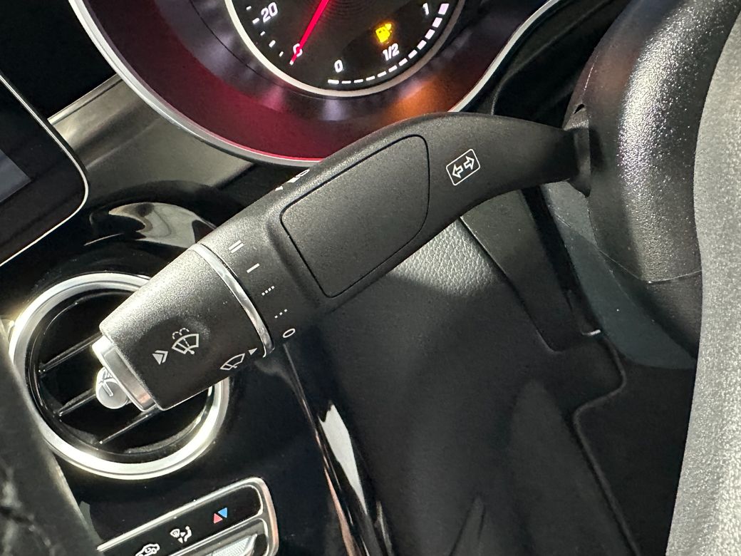 2022 Mercedes-Benz GLC Class