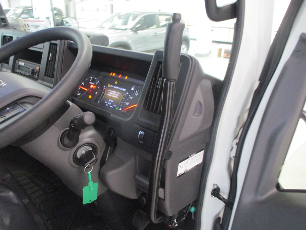 2024 Isuzu NPR