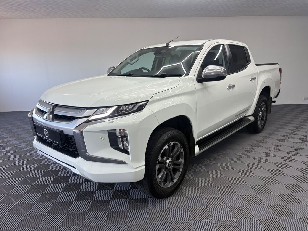 2020 Mitsubishi L200
