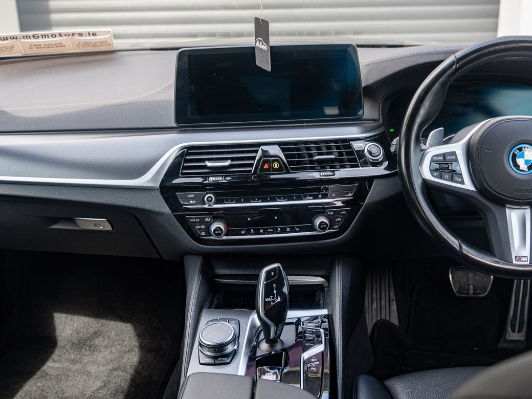 2022 BMW 5 Series