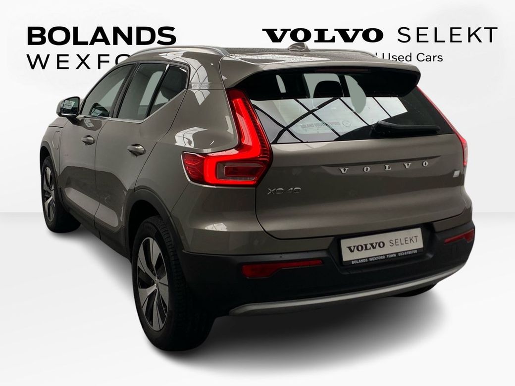 2022 Volvo XC40