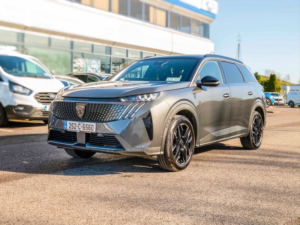 2025 Peugeot 5008