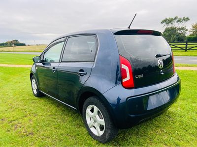 2014 Volkswagen up!