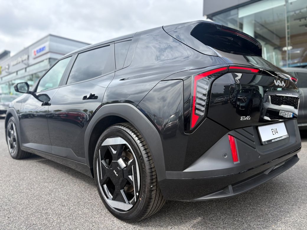 2026 Kia EV4