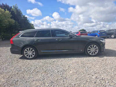 2020 Volvo V90