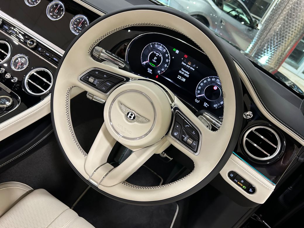 2025 Bentley Continental