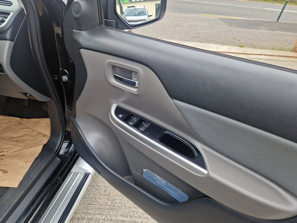 2017 Mitsubishi L200