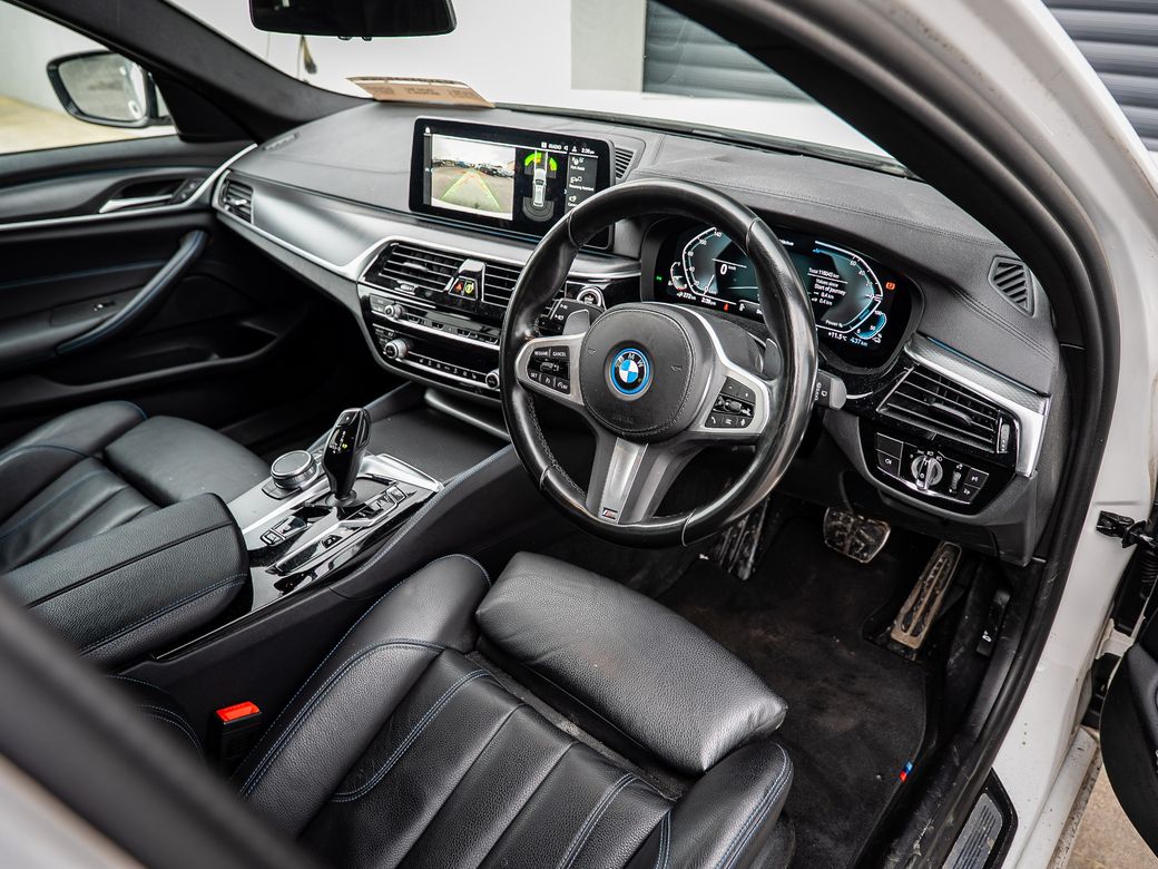 2022 BMW 5 Series