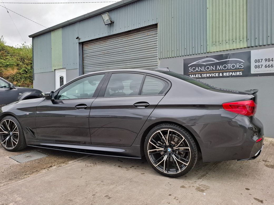 2020 BMW 520