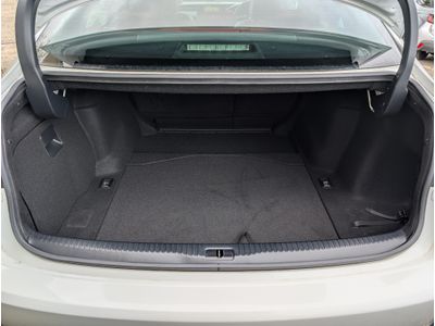 2015 Lexus IS 300h