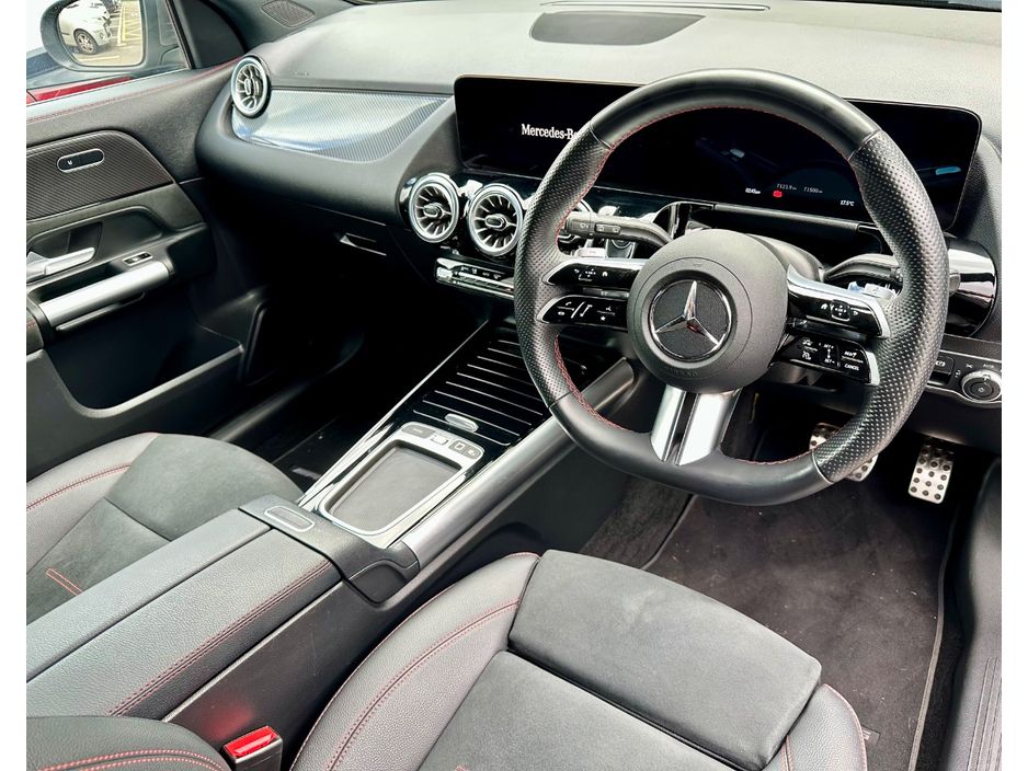 2025 Mercedes-Benz GLA Class