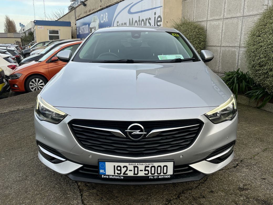 2019 Opel Insignia