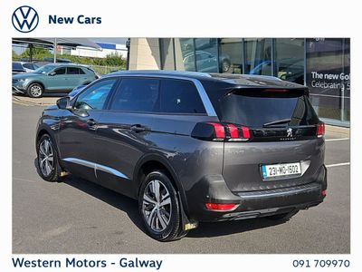 2023 Peugeot 5008