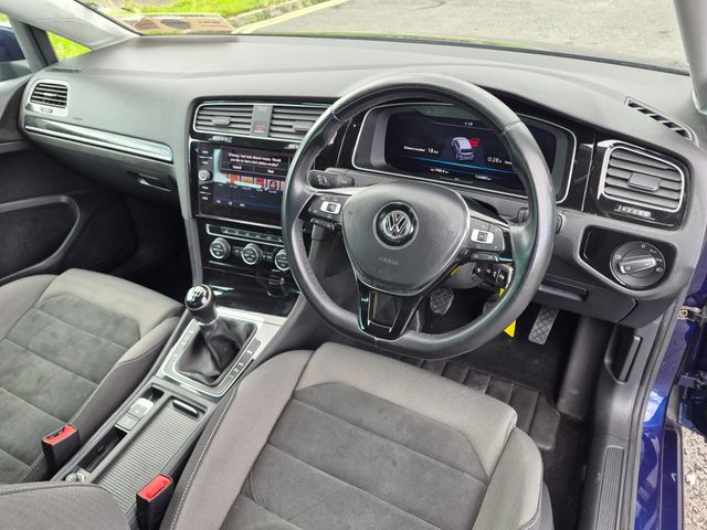 2018 Volkswagen Golf
