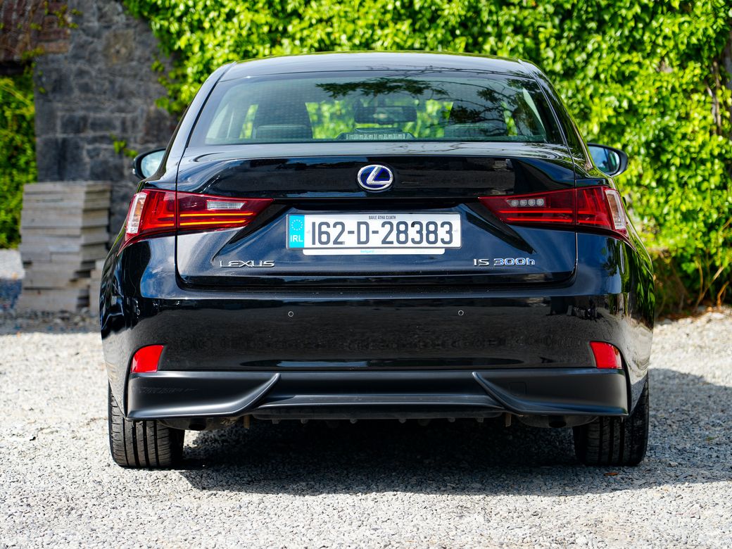 2016 Lexus IS