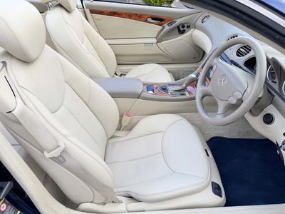 2005 Mercedes-Benz SL Class