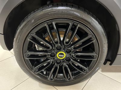 2022 Mini Hatch