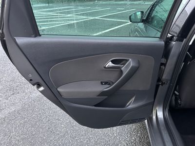 2017 Volkswagen Polo