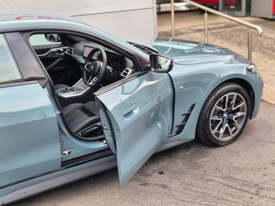 2025 BMW i4