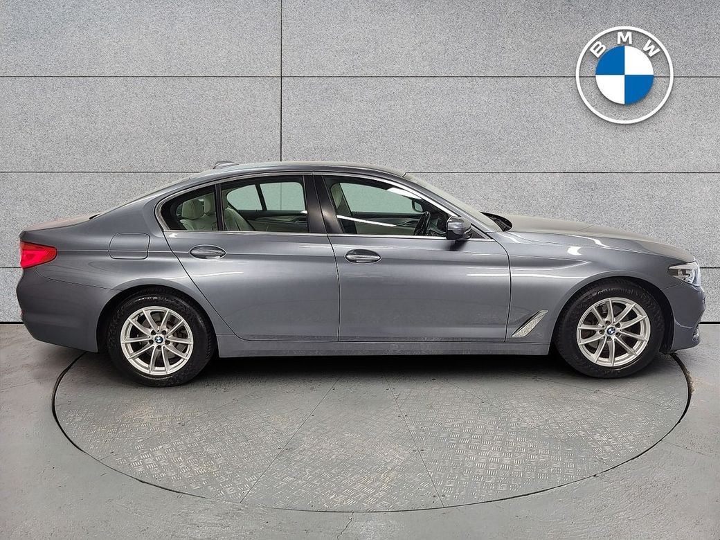 2018 BMW 5 Series