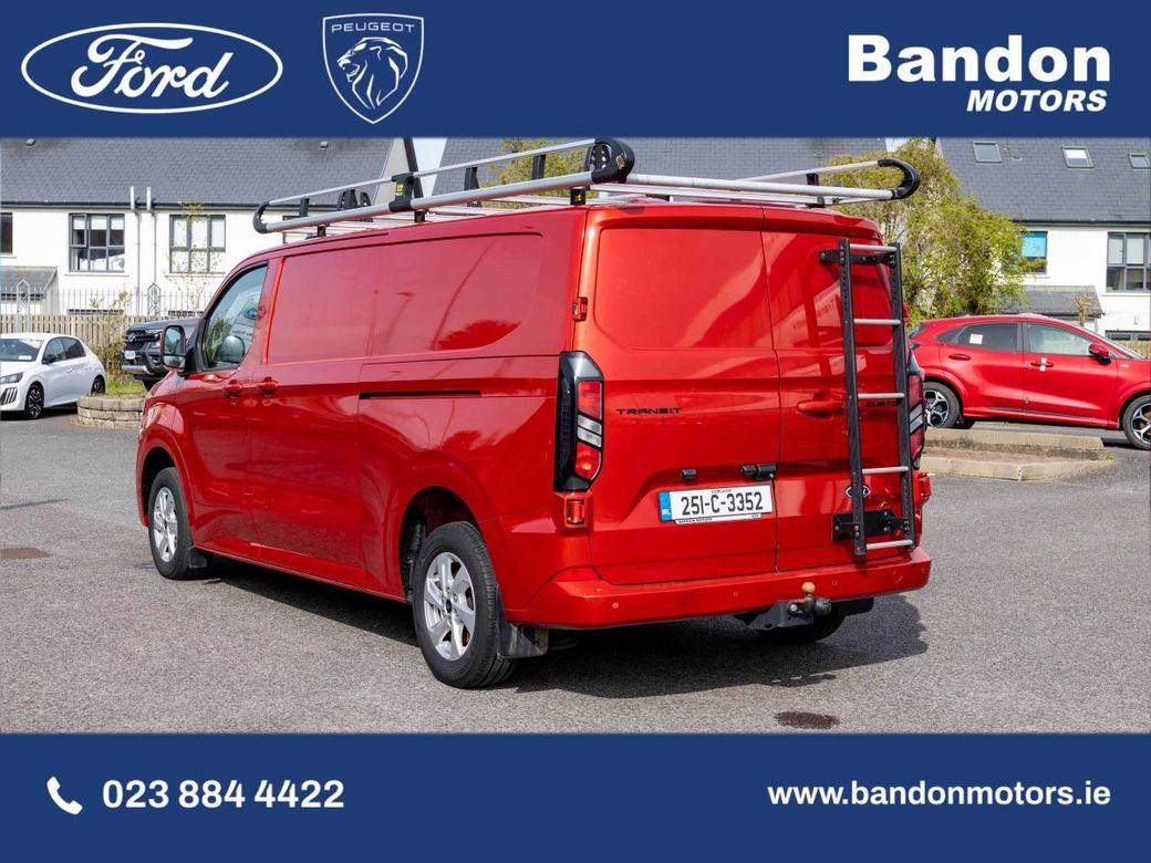 2025 Ford Transit Custom