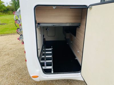 2015 CHAUSSON 718 EB WELCOME R.H.D ISLAND BED 