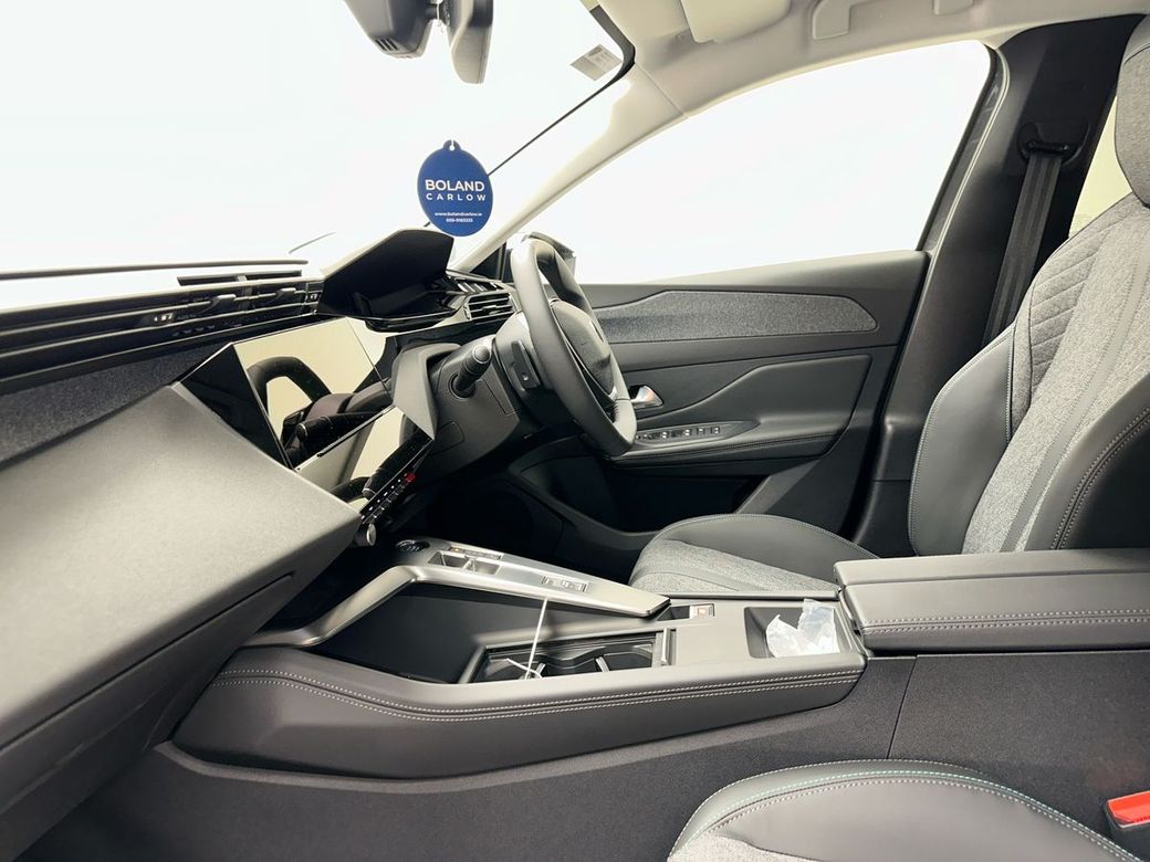 2025 Peugeot 408