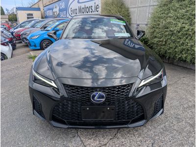 2021 Lexus IS 300h