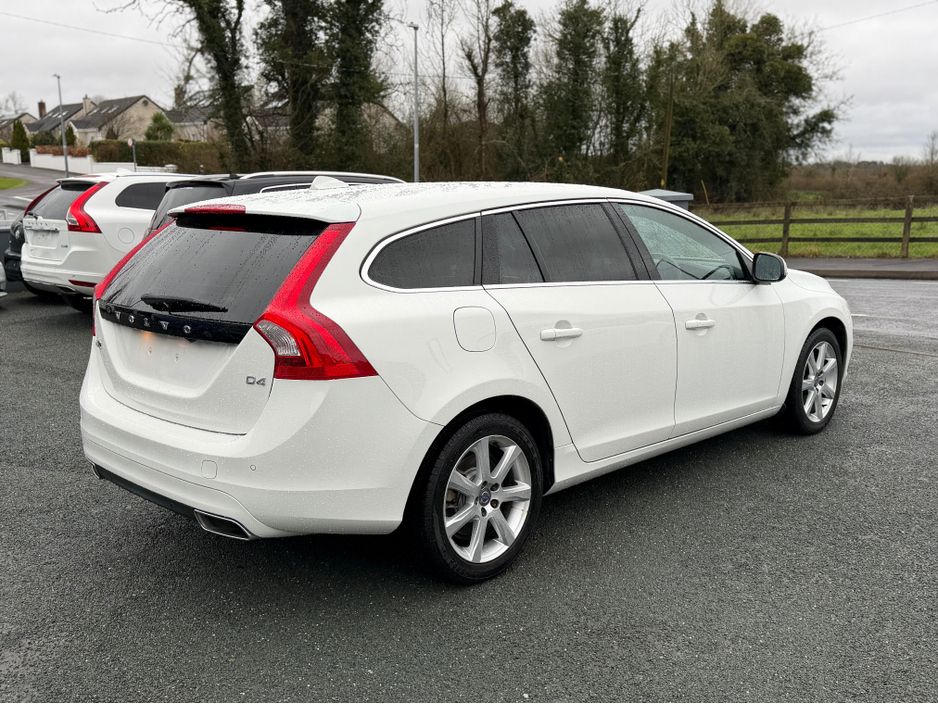 2018 Volvo V60
