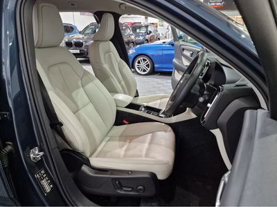 2021 Volvo XC40