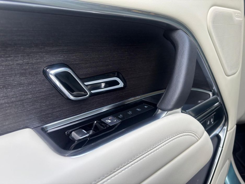 2025 Land Rover Range Rover