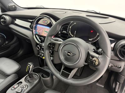 2024 Mini Hatch