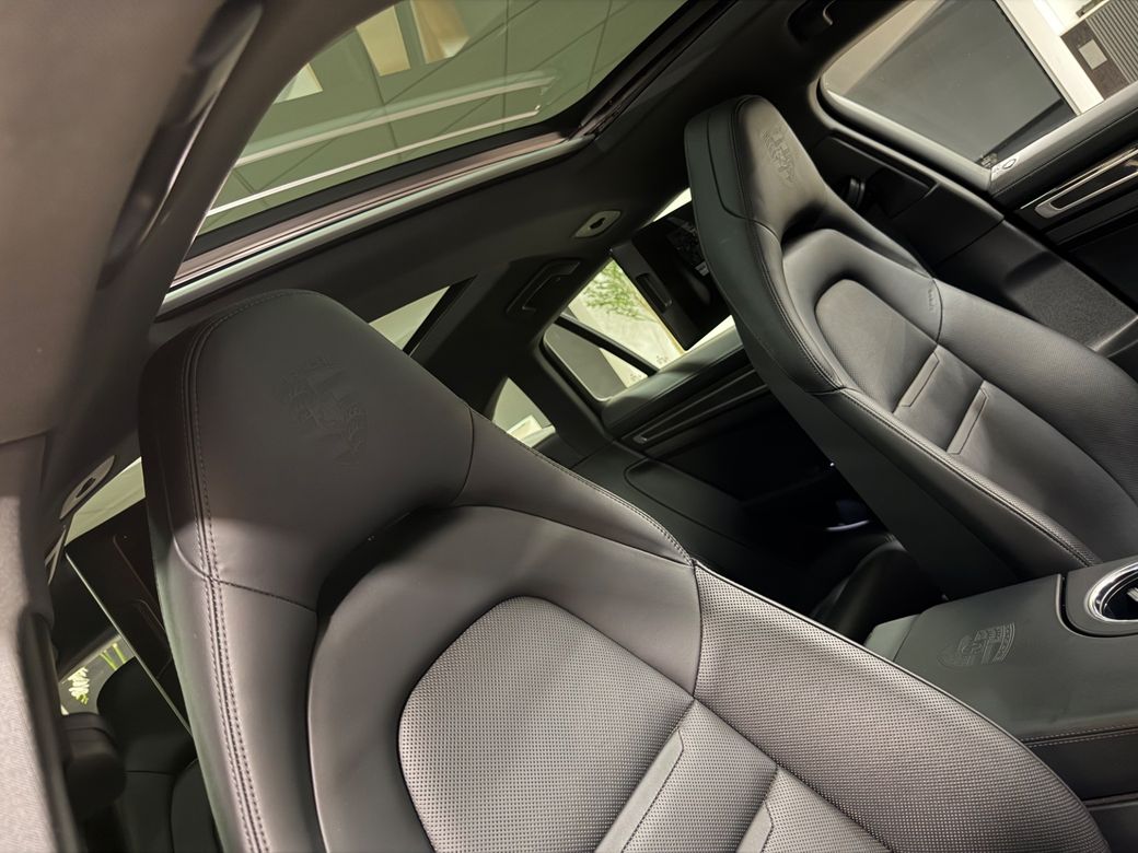 2023 Porsche Panamera