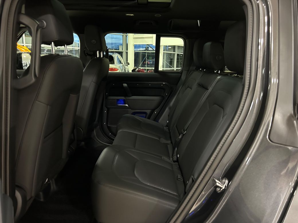 2025 Land Rover Defender