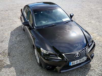 2016 Lexus IS