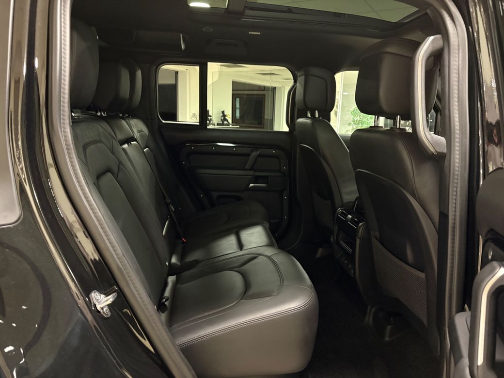 2025 Land Rover Defender