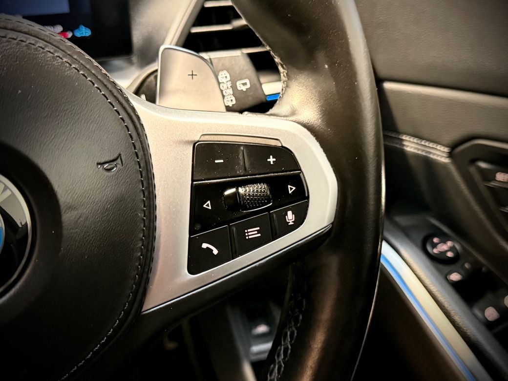 2023 BMW 320
