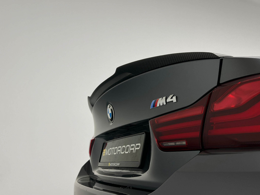 2019 BMW M4